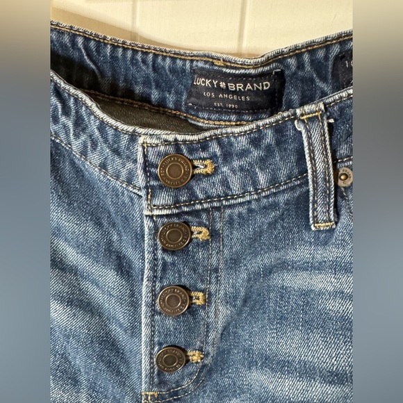 Lucky Brand Cutoff Denim Women Shorts - Picture 4 of 4